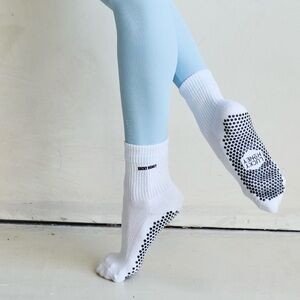 Lucky Honey The Core Grip Sock White